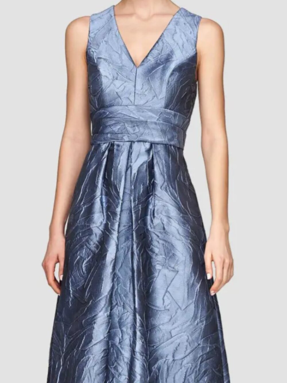 Kay Unger Mariah Jacquard Textured Gown